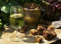 Loire Valley wine tasting lunch, part of guided Loire Valley Day tour D2 Loire Valley wine tasting lunch, part of guided Loire Valley Day tour D2
