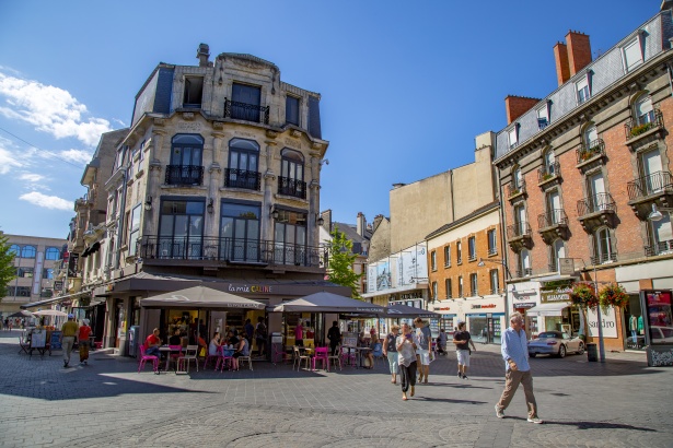 cityscape-of-reims-.jpg